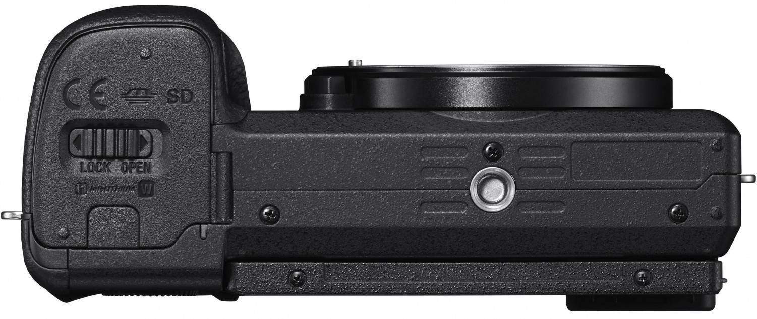 sony-a6300-bottom-e1454523921151