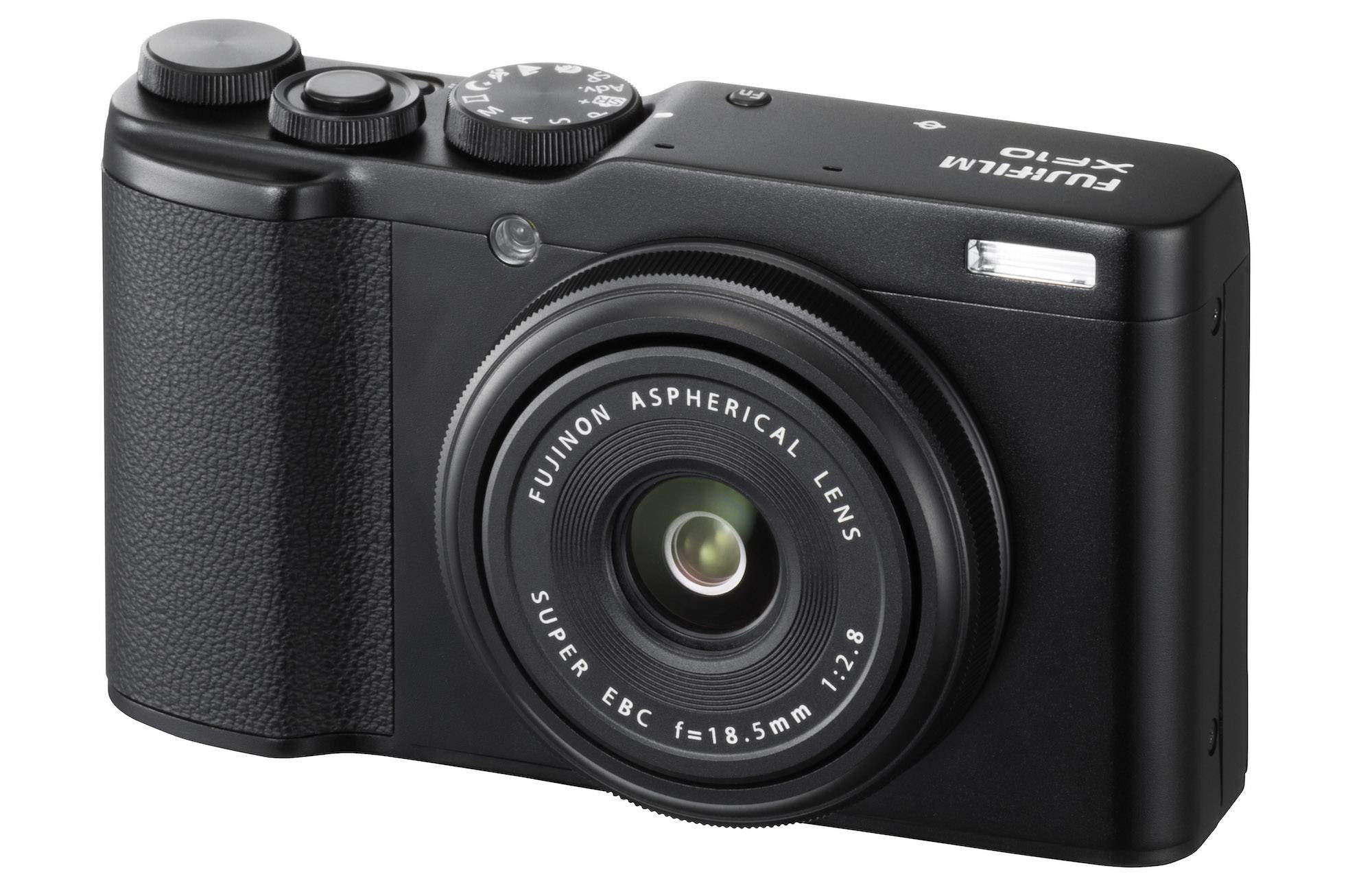 Fujifilm XF10 - una macchina compatta con sensore APS-c