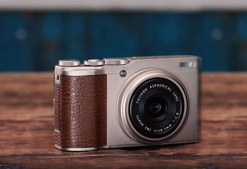 Fujifilm XF10